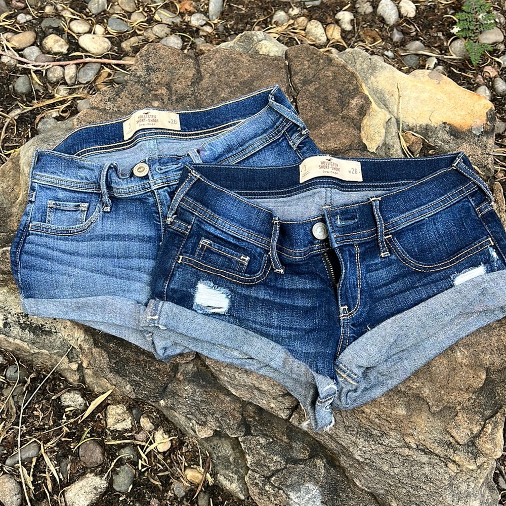 Hollister low rise short shorts